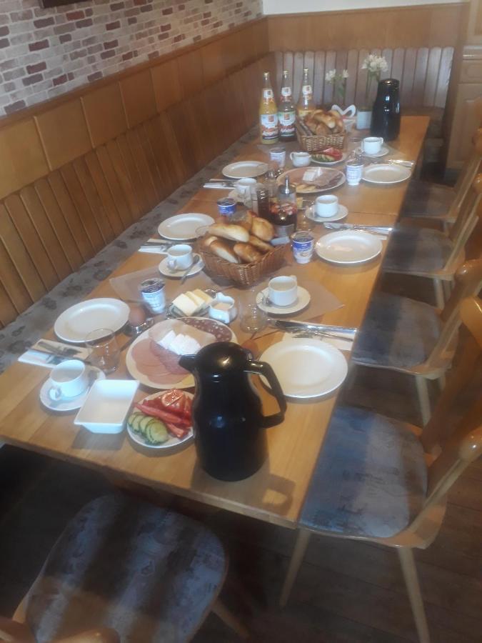 Gasthaus "Zur Linde" Harzgerode Extérieur photo